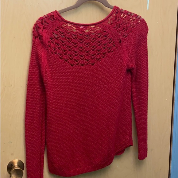 Red Elle long sleeve - Picture 4 of 4